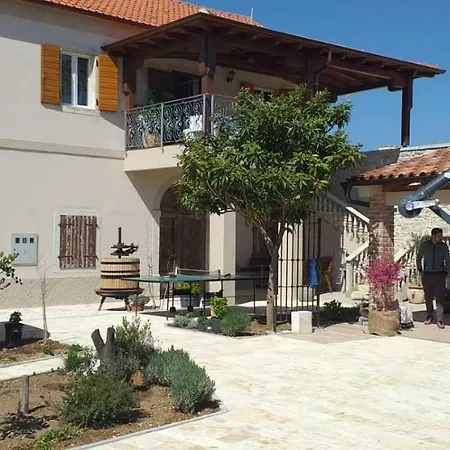 Vila Granar